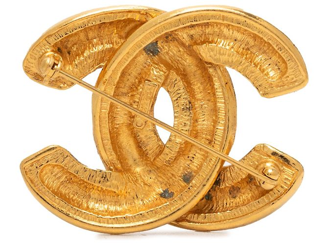 Spilla Chanel Gold CC trapuntata placcata oro D'oro - vista 2