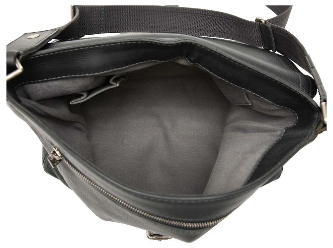 Louis Vuitton Black Utah Omaha Nero - vista 4