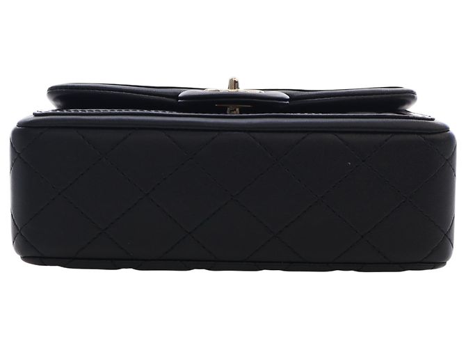 Chanel Black Mini CC Matelassé Lambskin Lucido Half Flap Nero - vista 5