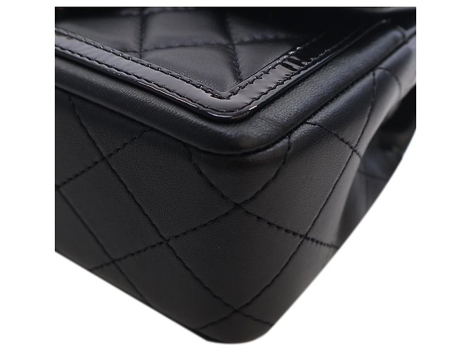 Chanel Black Mini CC Matelassé Lambskin Lucido Half Flap Nero - vista 9