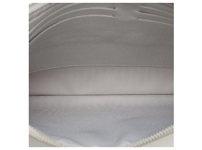 Pochette GM Louis Vuitton White Monogram Logo Story Branco - vista 4