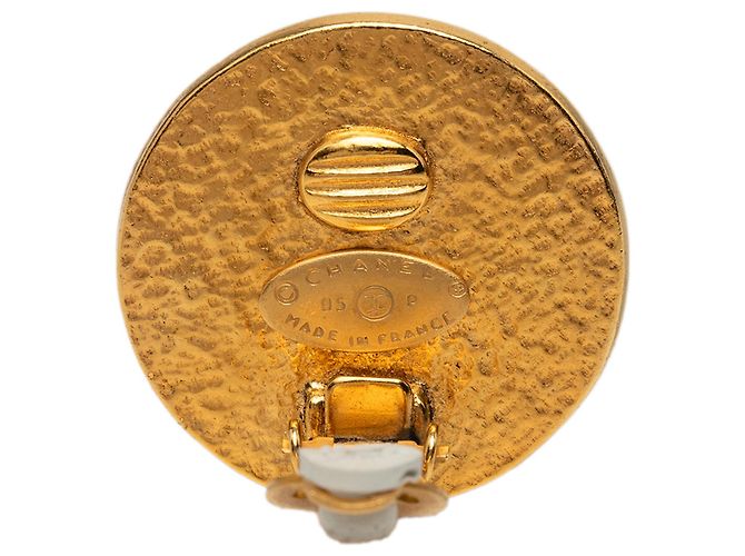 Orecchini a clip Chanel Gold CC placcati oro e perle finte D'oro - vista 3