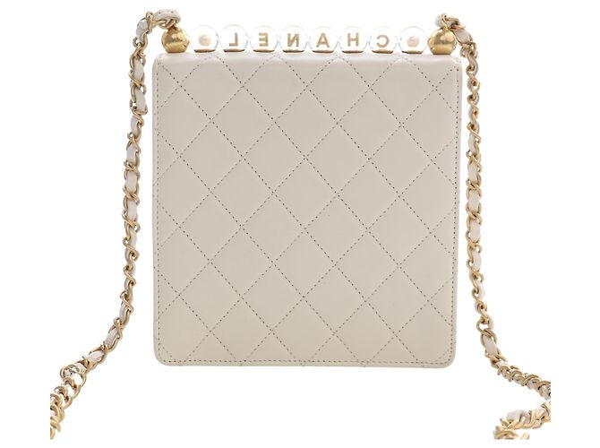 Chanel White Small Quilted Lambskin Chic Pearls Flap Bianco - vista 4