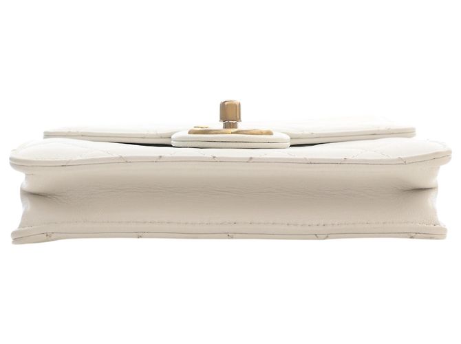 Chanel White Small Quilted Lambskin Chic Pearls Flap Bianco - vista 5