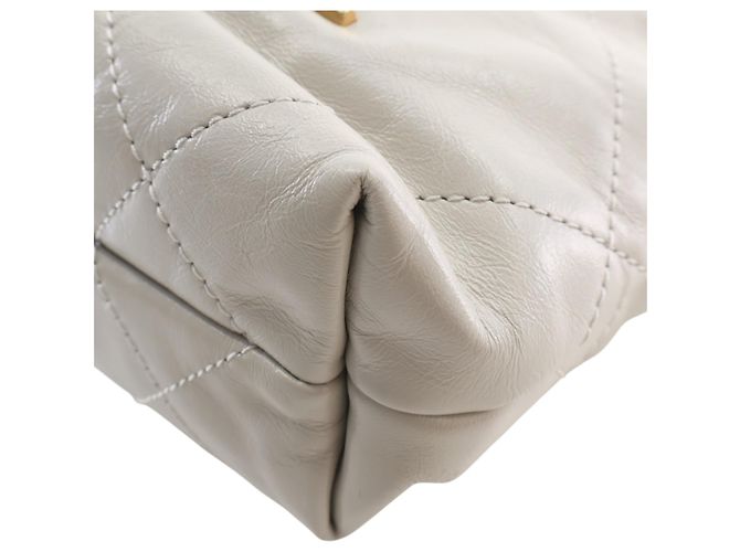 Chanel White Mini Shiny Calfskin 22 Hobo Bianco - vista 10