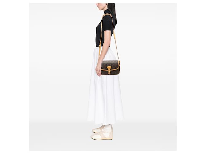 Louis Vuitton Marrone Monogram Sologne - vista 7