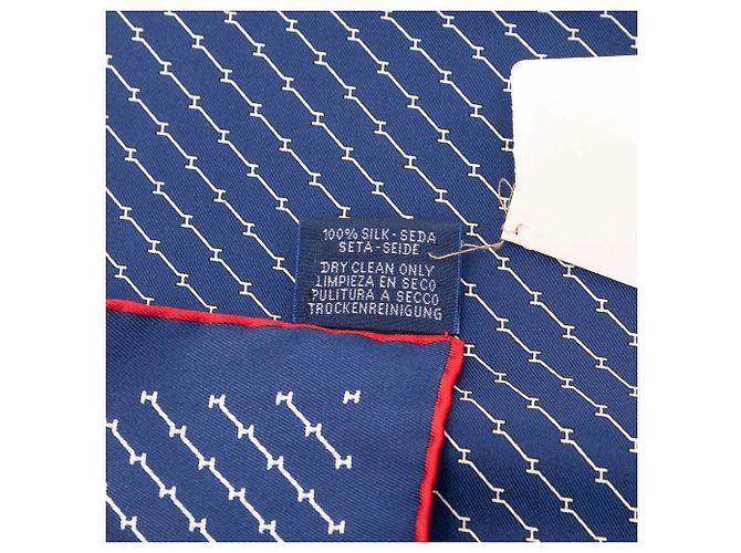 Fazzoletto di seta Hermès blu con motivi geometrici Blu scuro - vista 3