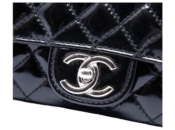Wallet On Chain Portafoglio con Catena Chanel Black CC Quilted Patent East West Nero - vista 5