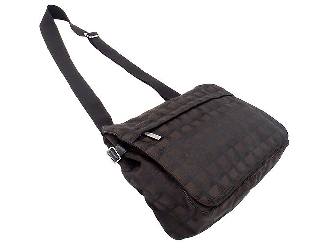 Borsa in nylon marrone Chanel - vista 4