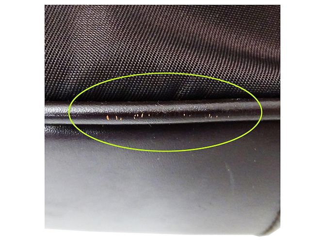 Borsa in nylon marrone scuro Prada - vista 7