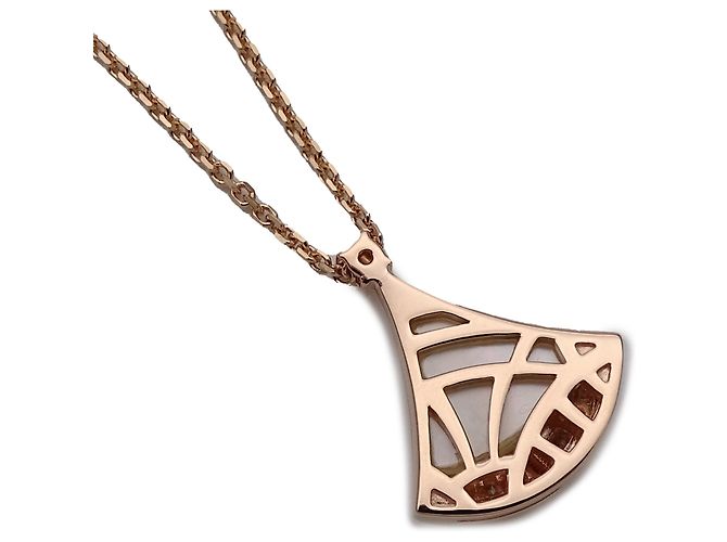 Bulgari Collana in oro rosa e madreperla Bvlgari D'oro - vista 4