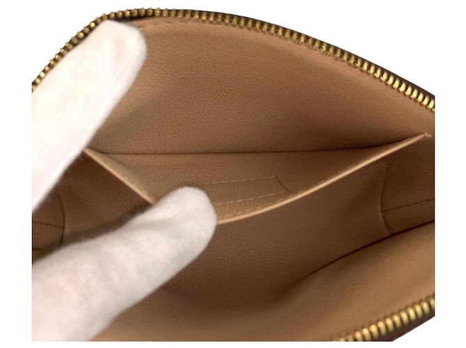 Louis Vuitton Monogram Pochette Cosmetic PM Marrone Monogramma - vista 8