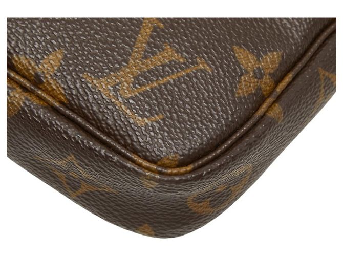 Borsa Louis Vuitton Monogram Pochette Accessoires Marrone Monogramma - vista 4