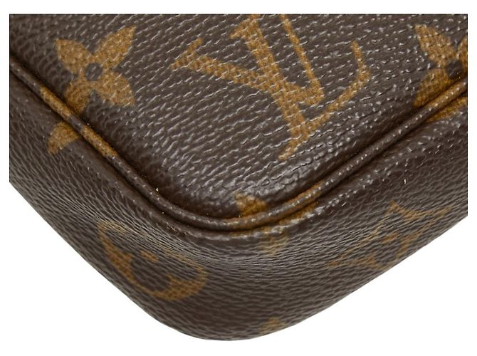 Borsa Louis Vuitton Monogram Pochette Accessoires Marrone Monogramma - vista 5