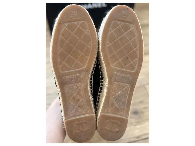 Chanel Espadrilles in scamosciato nero con perle - view 4