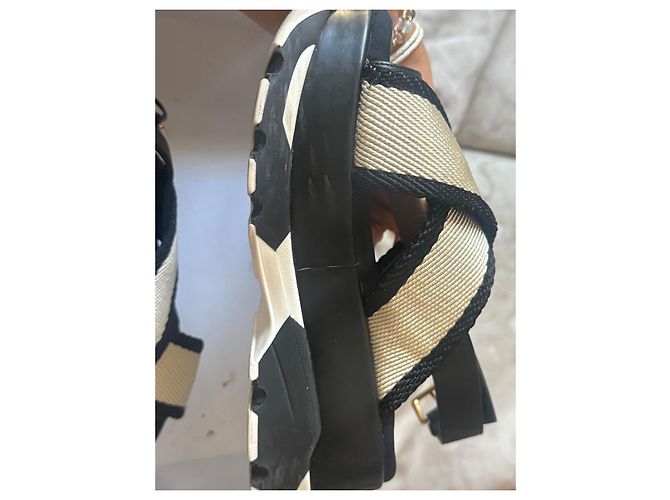 Marni Sandali con zeppa pelle e tessuto Nero Beige - vista 8