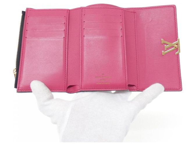 Cartera Louis Vuitton Portefeuille Capucines Compact Negro Rosa - vista 6