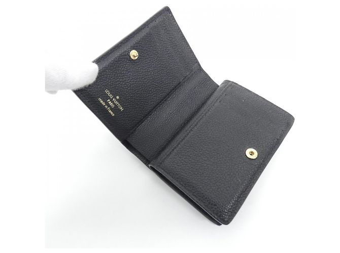 Cartera Claire en Monogram Empreinte Louis Vuitton Negro - vista 6