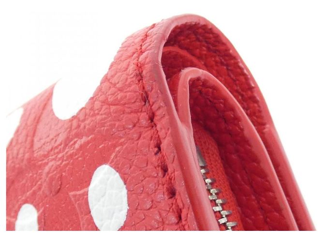 Cartera Louis Vuitton Claire M82103 Roja - vista 3