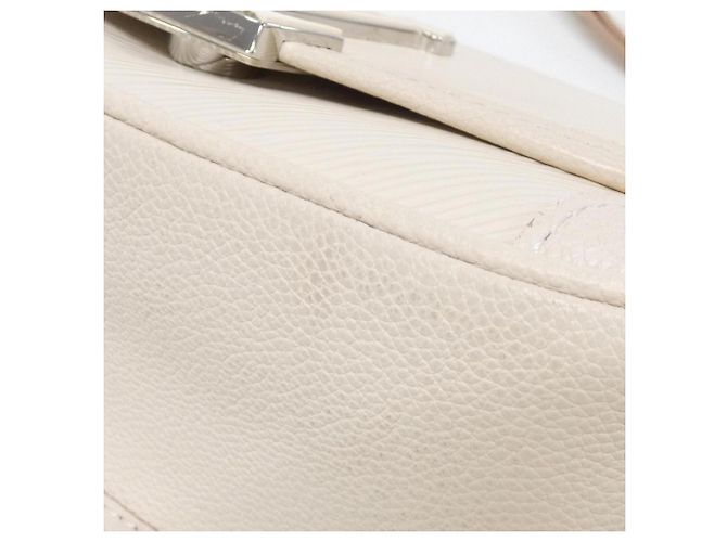 Borsa a Spalla Louis Vuitton Epi Bussy Beige - vista 3