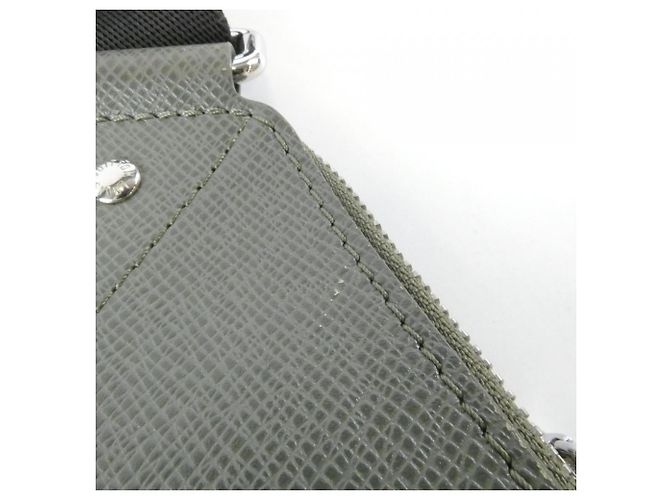 Borsa a tracolla Louis Vuitton Taiga Avenue Verde Verde chiaro - vista 5