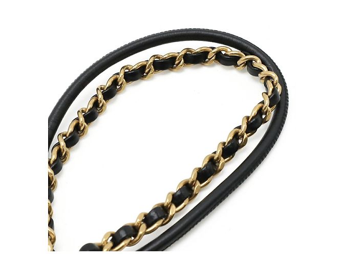 Borsa a tracolla Chanel 22 in pelle di vitello laccata Nero - vista 5