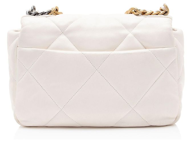 Gabrielle Borsa a tracolla Chanel Lambskin 19 Medium Flap Bianco - vista 3