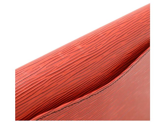 Clutch Louis Vuitton Epi Montaigne 27 Rosso - vista 7