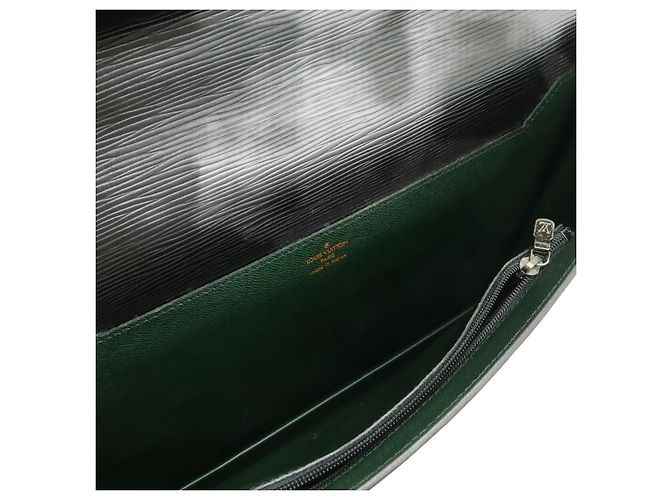 Bolso Business de piel Epi Louis Vuitton Negro - vista 6