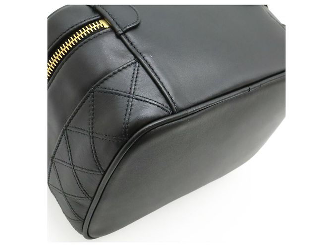 Vanity Beauty case bicolore Chanel in pelle nera Nero - vista 3