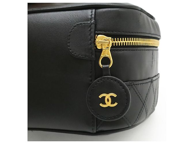 Vanity Beauty case bicolore Chanel in pelle nera Nero - vista 5