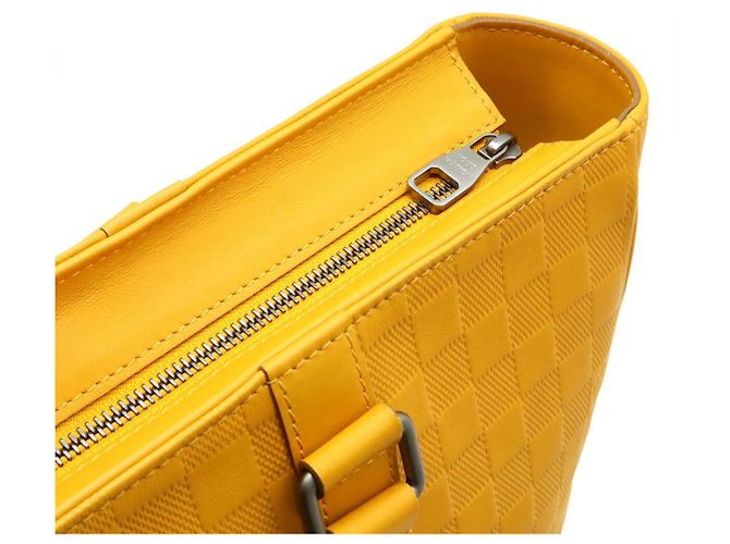 Borsa Tote Louis Vuitton Damier Infini Neo Tadao Giallo - vista 5