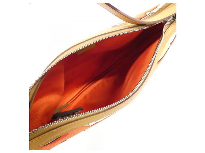 Hermès Hermes CARRE EN BOUCLES Sursoir Tout Go Silk Swift Pouch Arancione - vista 6