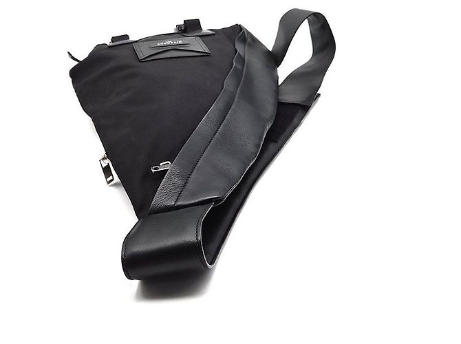 Givenchy Logo Patch One Shoulder Sling Bag Black - view 5