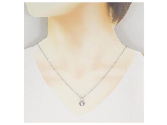 Bulgari Collana con pendente in oro bianco 18K e diamante Bvlgari - vista 6