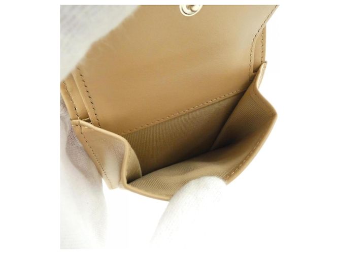 Cartera bi-fold en piel de becerro granulado beige Chanel - vista 7