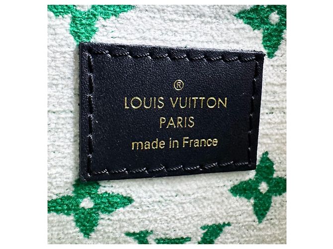Borsa Louis Vuitton OnTheGo PM Jacquard Nero Verde - vista 12
