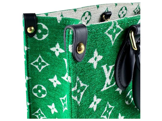 Borsa Louis Vuitton OnTheGo PM Jacquard Nero Verde - vista 7