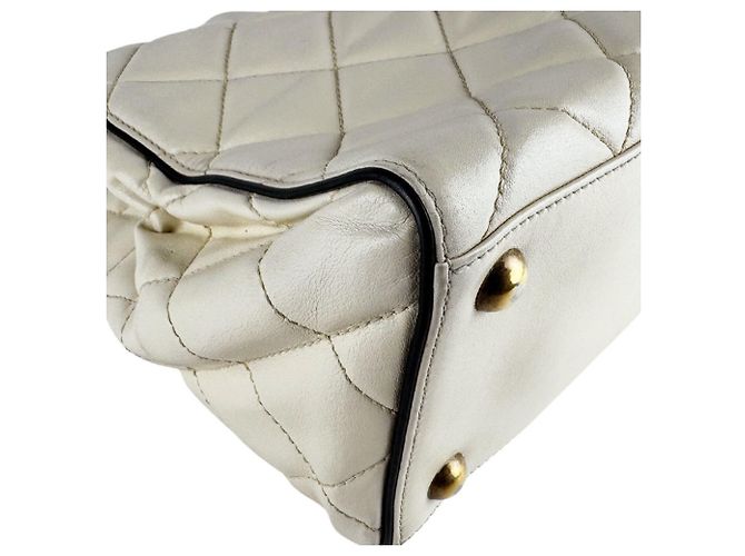 Borsa in pelle Chanel Portobello Nero Bianco sporco - vista 9