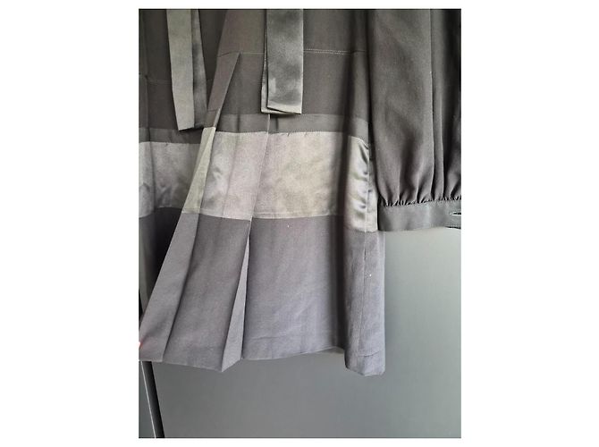 Vestido Corto de Seda Negro Gucci - vista 3