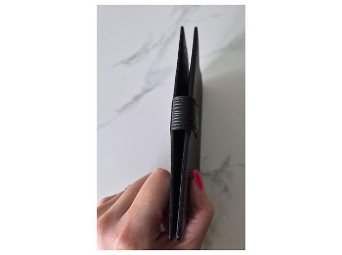 Louis Vuitton Agenda PM Epi Pelle Nera Nero - vista 4