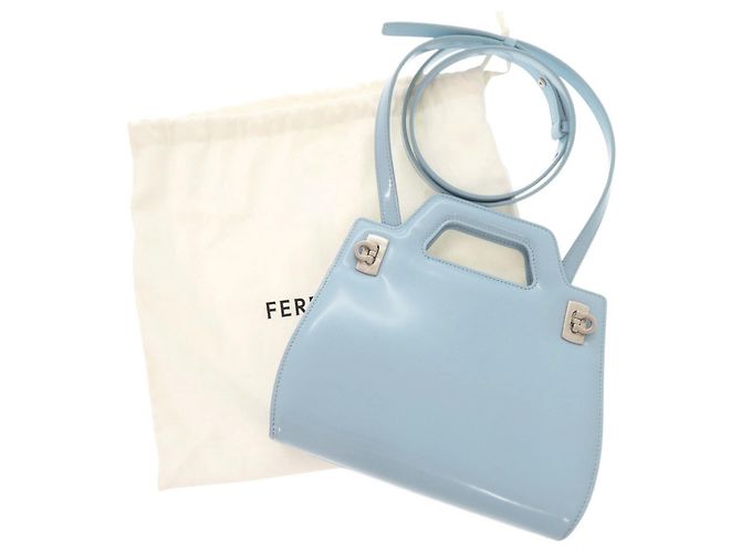 Borsa a mano Salvatore Ferragamo Wanda Mini Gancini in pelle lucida Blu chiaro - vista 2