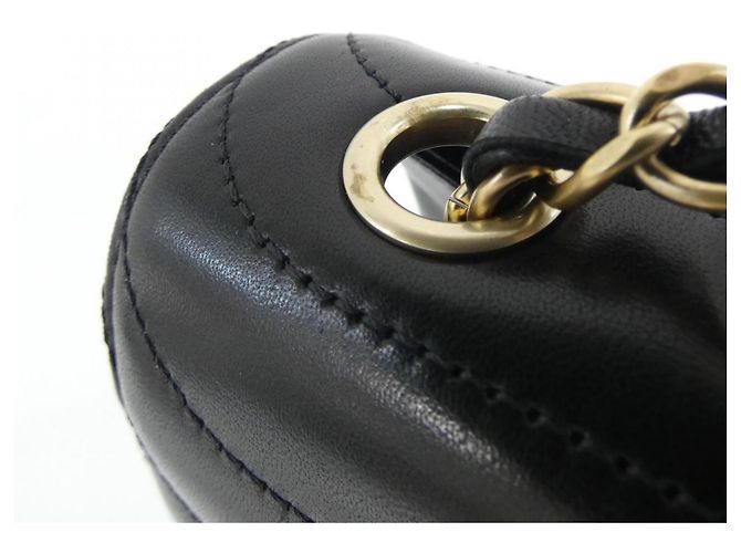 Borsa a tracolla Chanel in pelle di agnello nera Nero - vista 4