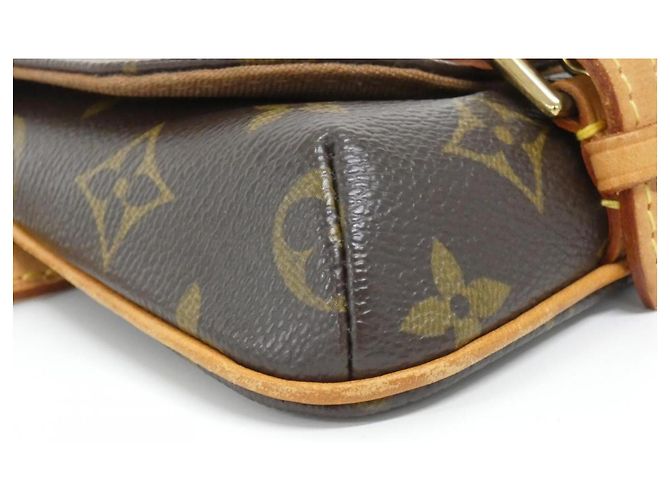 Pochette Marelle Monogram Louis Vuitton Vita Marrone - vista 3