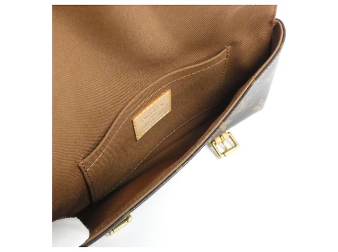 Pochette Marelle Monogram Louis Vuitton Vita Marrone - vista 8