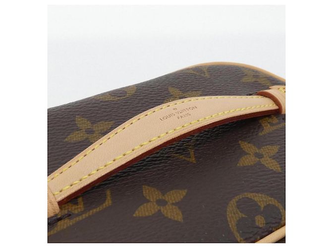 Pochette Louis Vuitton Monogram Nice Nano Marrone - vista 6