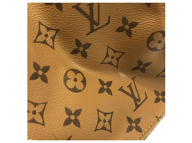 Bolsa Louis Vuitton Monogram Giant OnTheGo GM Marrom - vista 5