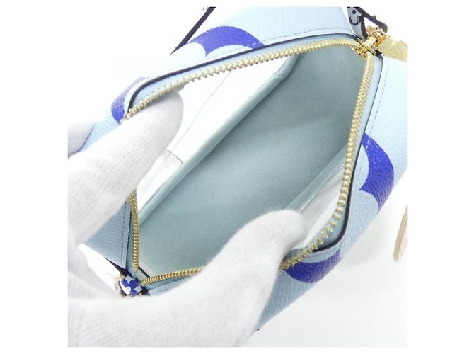 Pochette da spiaggia Louis Vuitton Monogram Giant M44722 Blu - vista 9