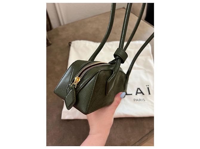 Alaïa Teckel Small Borsa in scamosciato e pelle Goa lucida - Verde Oliva - vista 14
