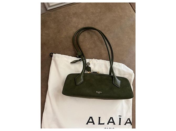 Alaïa Teckel Small Borsa in scamosciato e pelle Goa lucida - Verde Oliva - vista 4